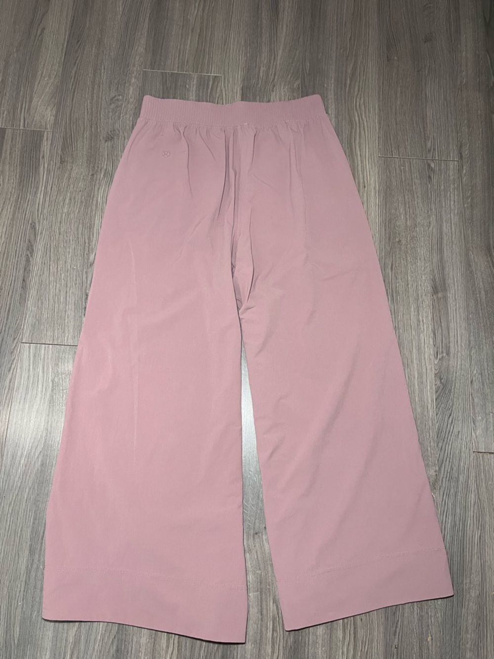 Women's lululemon Wide-Leg cropped Pants - Dusty Pink